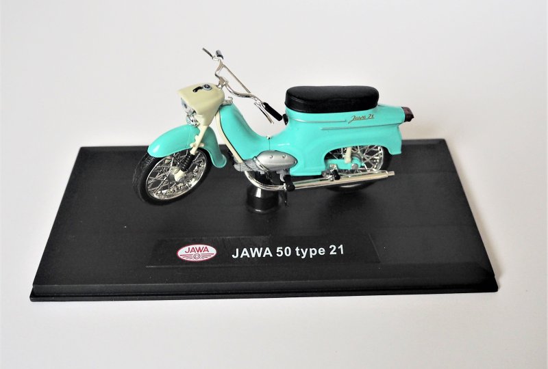 Model motocykla Jawa 50 typ 21 (kolor morski)-photo1