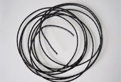 Kabel elektryczny w oplocie klejonym 1,5 mm, czarny z zielonymi prążkami, 1m, Jawa, CZ