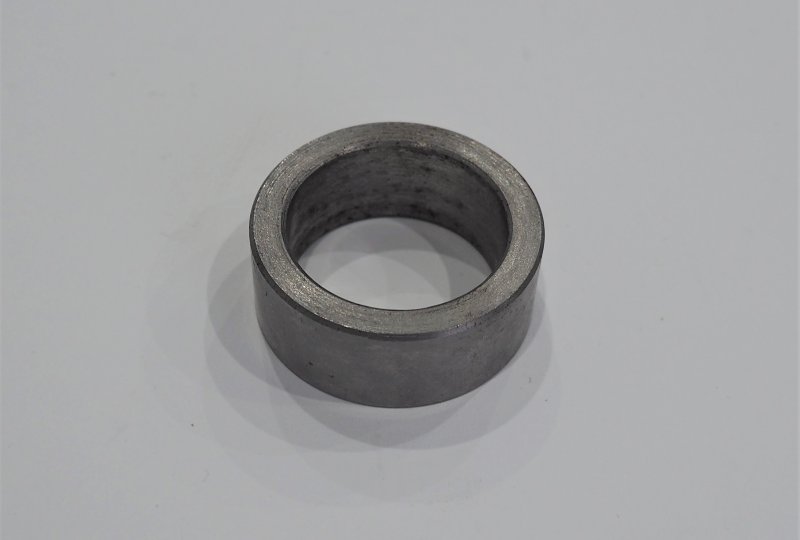 Tulejka dystansowa zębatki napędu 40x30x15,5mm, Jawa 500 OHC-photo1