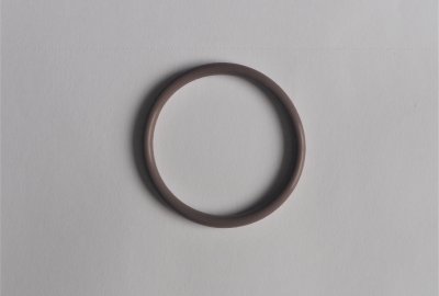 Gumowe uszczelnienie 40/4,0mm, kolanko-tłumik, FPM wysokotemperaturowe, Jawa, CZ