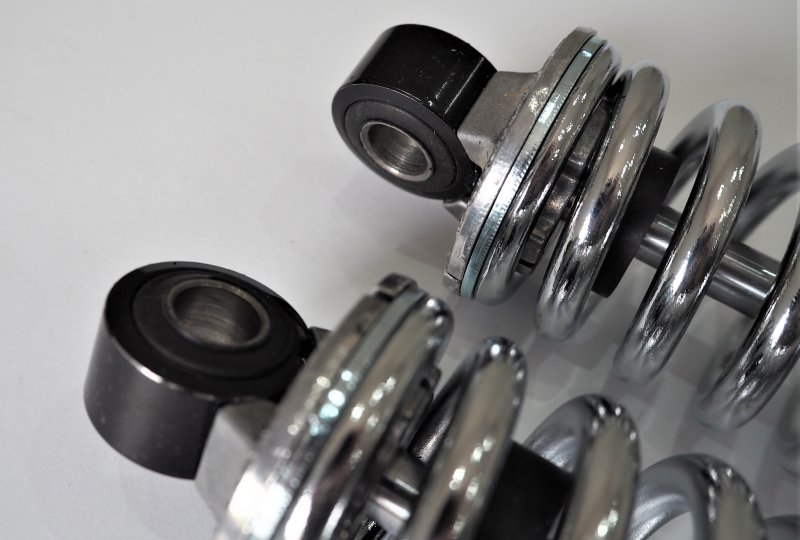 Tylne amortyzatory, 2 sztuki, Jawa 634-640-photo4