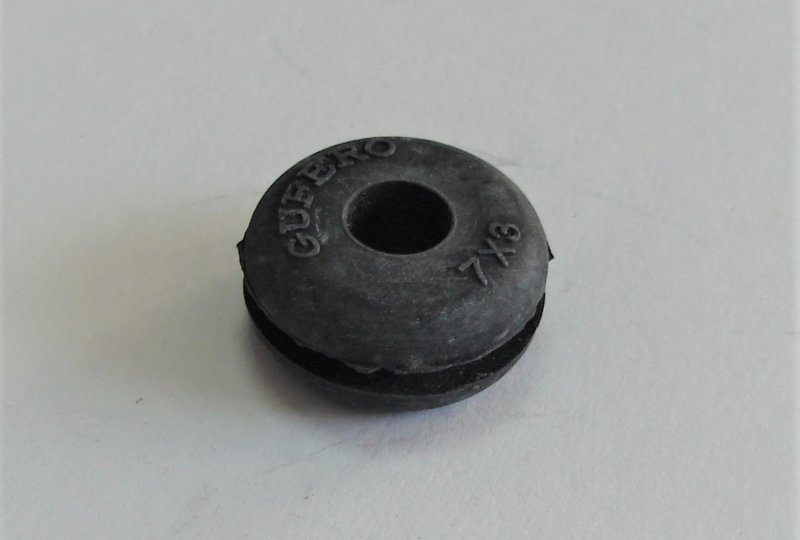 Gumowa przelotka pokrywy gaźnika, 14x8mm Jawa 250/350 Perak, Kyvacka-photo1