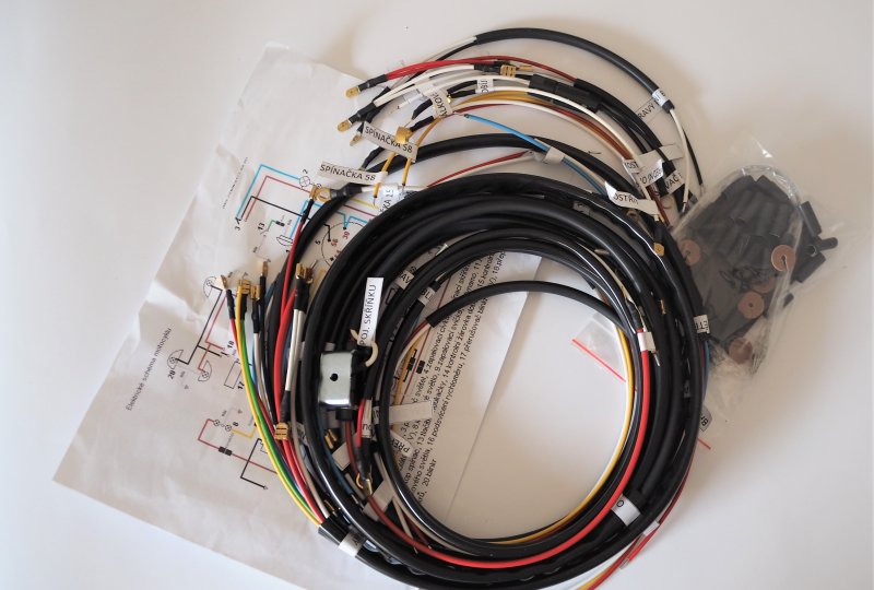 Instalacja elektryczna, CZ 471-472 6V-photo1