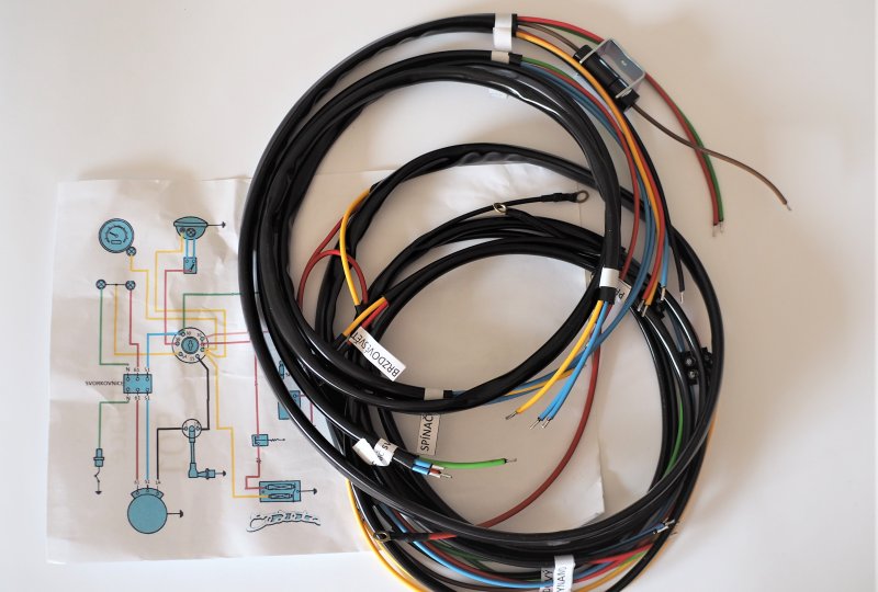 Instalacja elektryczna ze stacyjką BOSCH, CZ 501-photo1