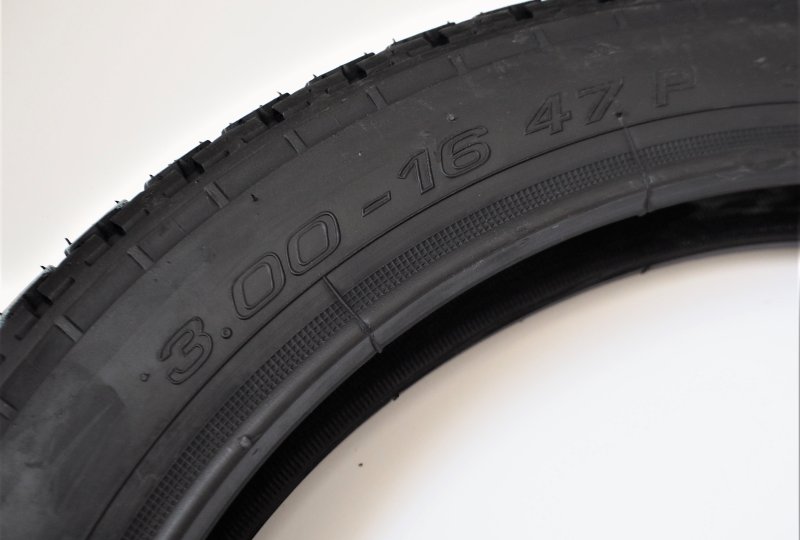Opona 3.00/16 Vee Rubber VRM 015-photo2