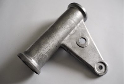 Uchwyt przedniej lampy, prawy, aluminium, CZ