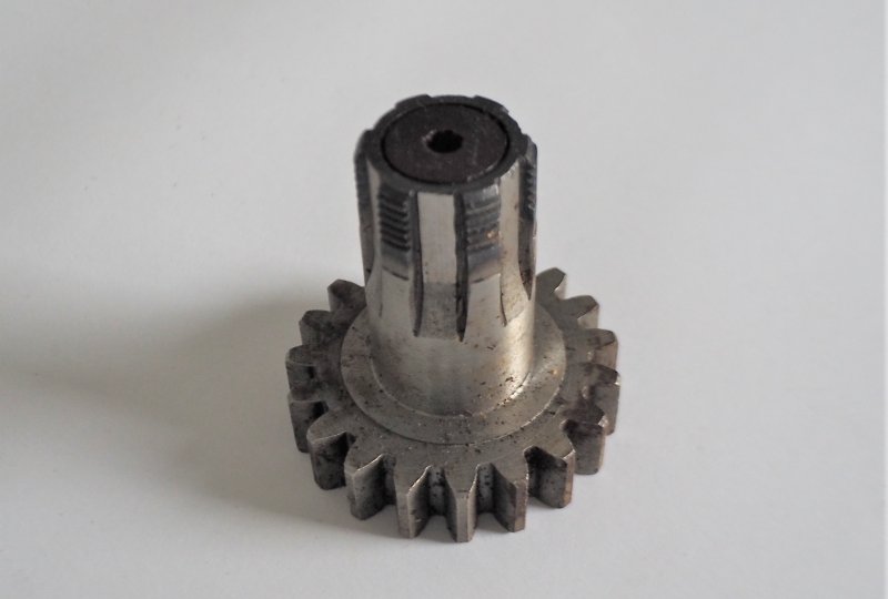 Zębatka skrzyni biegów na napęd łańcucha, 19 zębów, oryginał, Jawa 250/350-photo5