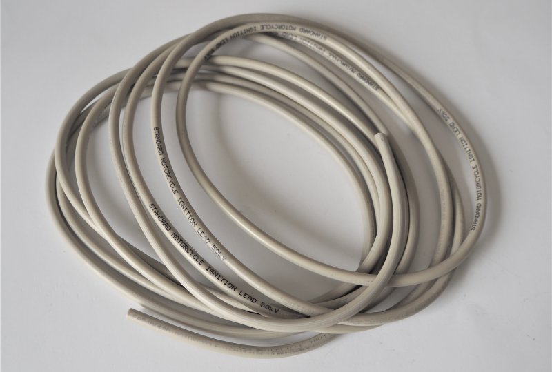 Kabel wysokiego napięcia, biały, silikon, Jawa, CZ-photo1