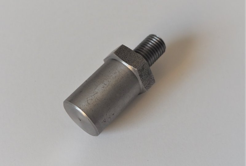 Śruba silentbloku mocowania silnika, przednia, Velorex 250/350-photo2