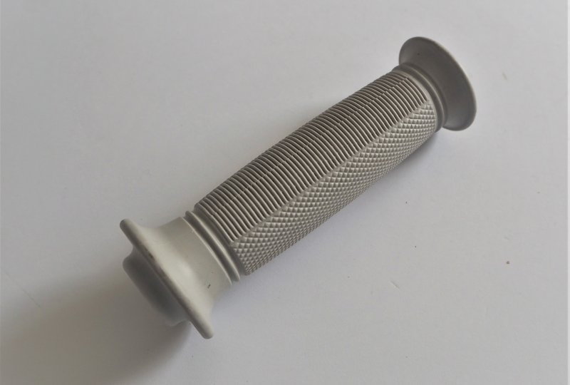 Manetka kierownicy 20 mm, lewa, szara, Jawa, CZ 1946---photo1