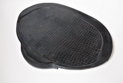 Pokrowiec na siedzenie, gumowy, znak: Baťa, CZ 125/150