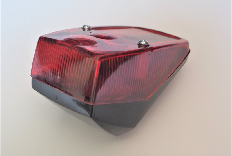 Lampa tylna, czerwona, tworzywo, Jawa Bebatta 207-photo3