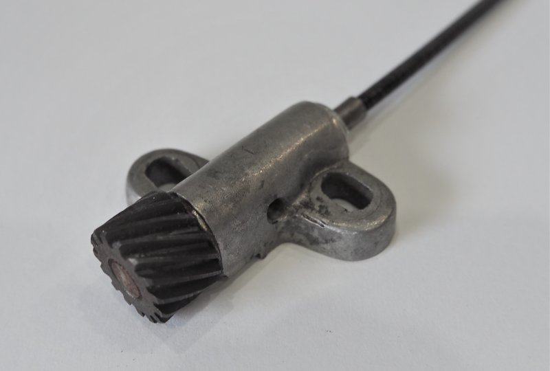 Napęd licznika (silnik), 15 zębów, długość 178mm, średnica 6mm, CZ 125 / 476, 453, 473-photo3