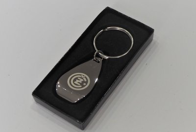 Breloczek, chrom, logo CZ