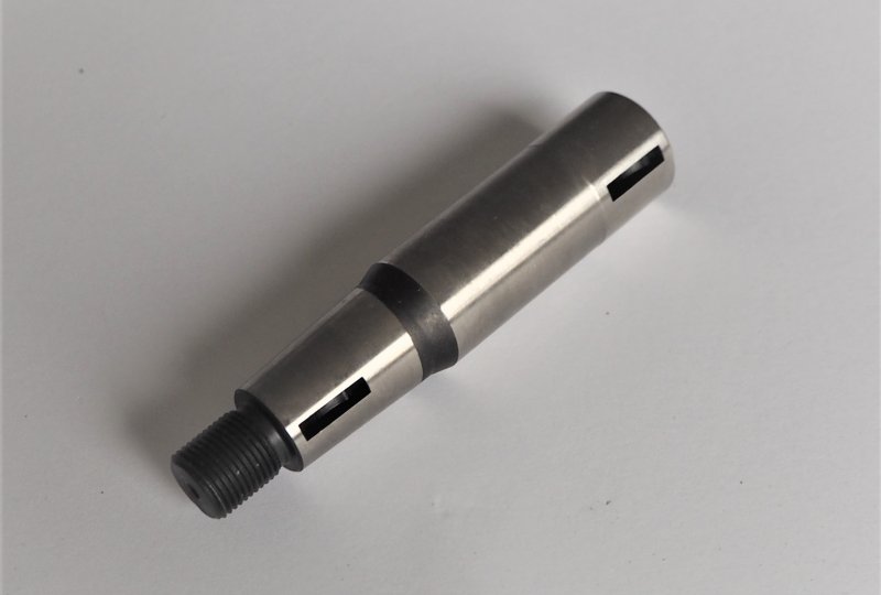Czop wału korbowego, prawy, CZ 125/150 C-photo1