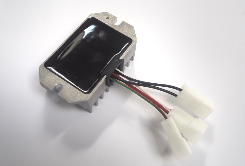 Regulator VAPE - R67 14V 200W-photo2