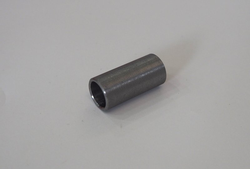 Rurka łączenia bloku silnika, tylna, 13x10,2x28 mm, Jawa 500 OHC-photo1