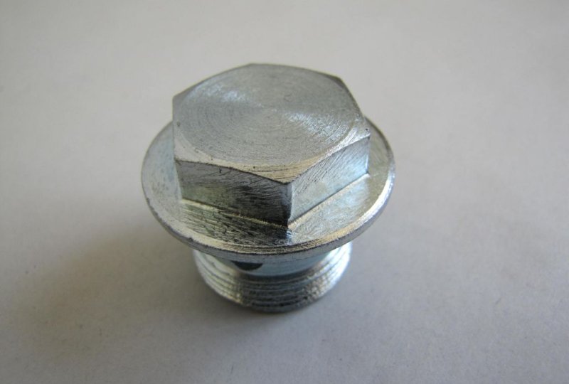 Śruba filtra oleju, 36x1,5mm, ocynk, Jawa 500 OHC 01, 02-photo1