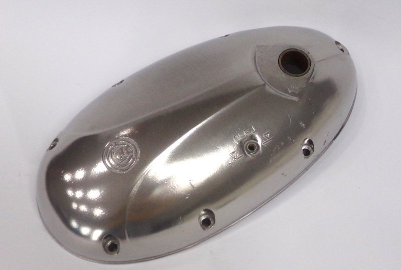 Pokrywa silnika lewa, polerowana chemiczne, oryginał, CZ 125-175-photo1