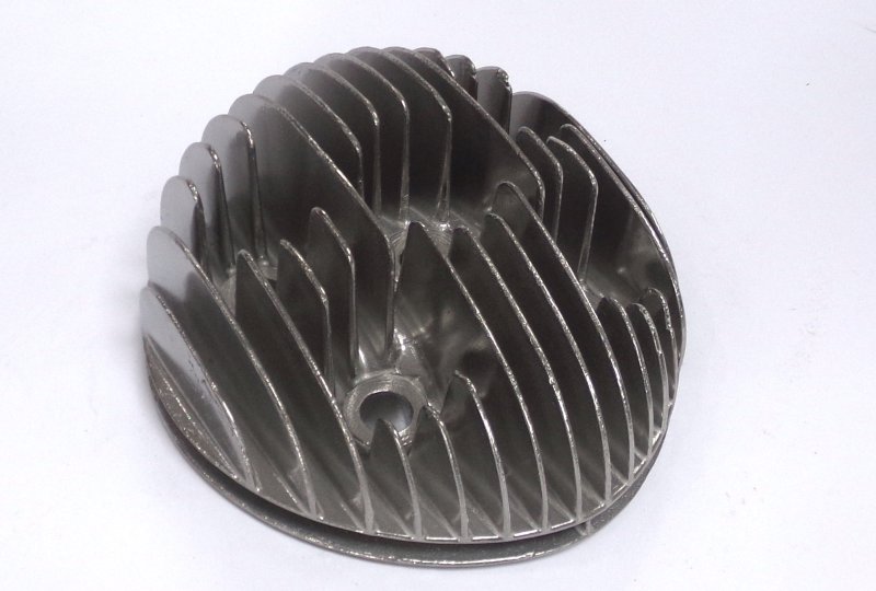 Głowica cylindra, chemicznie polerowana, orygiał, Jawa 250/353 Kyvacka-photo1