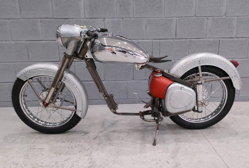 JAWA 500 OHC 01 KAROSERIA-photo3