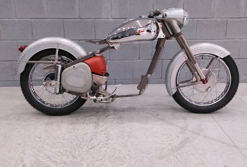 JAWA 500 OHC 01 KAROSERIA-photo1