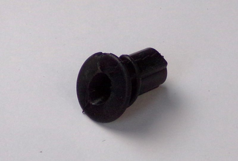 Gumowa przelotka kabli, Jawa 90-photo1