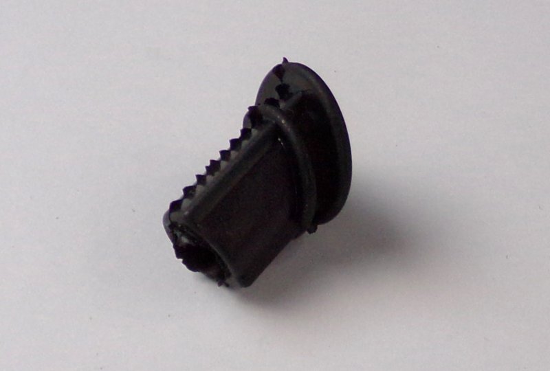 Gumowa przelotka kabli, Jawa 90-photo2