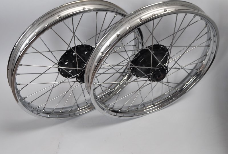 Koła - komplet, przednie, tylne, CZ 125, 150 C-photo1