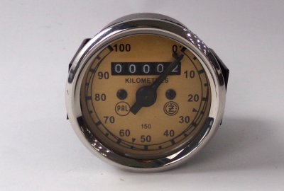 Licznik 0-100 km/h, cyferblat złoto-czarny, PAL, CZ 150 C