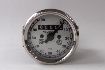 Licznik 0-100 km/h, cyferblat srebrno-czarny, AP, CZ 150 C