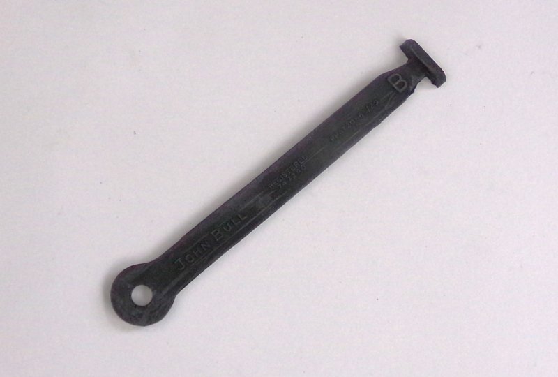 Gumowe zapięcie kabli JOHN BULL, 104 mm, dla średnicy 30 mm, Jawa, CZ-photo1