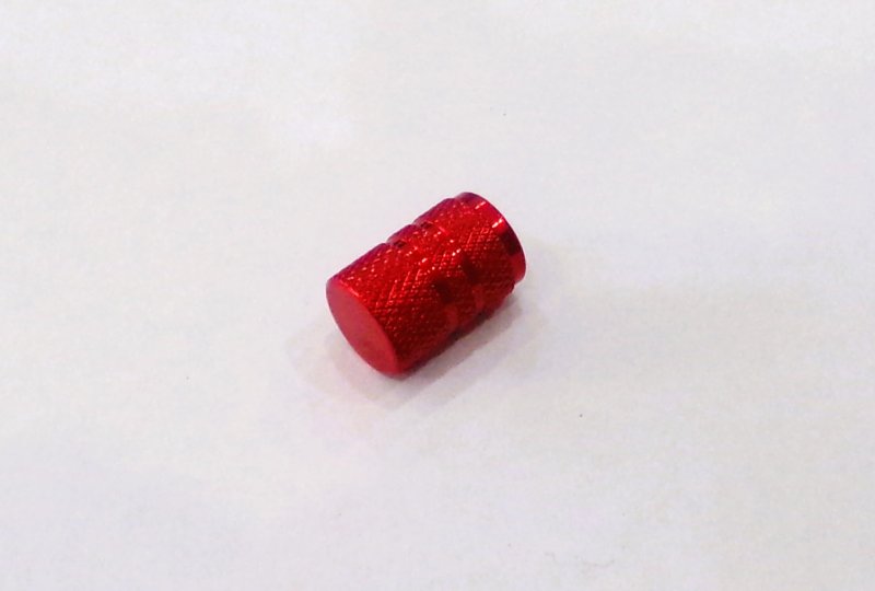 Nakrętka wentylka, aluminium, czerwona, Jawa, CZ-photo1