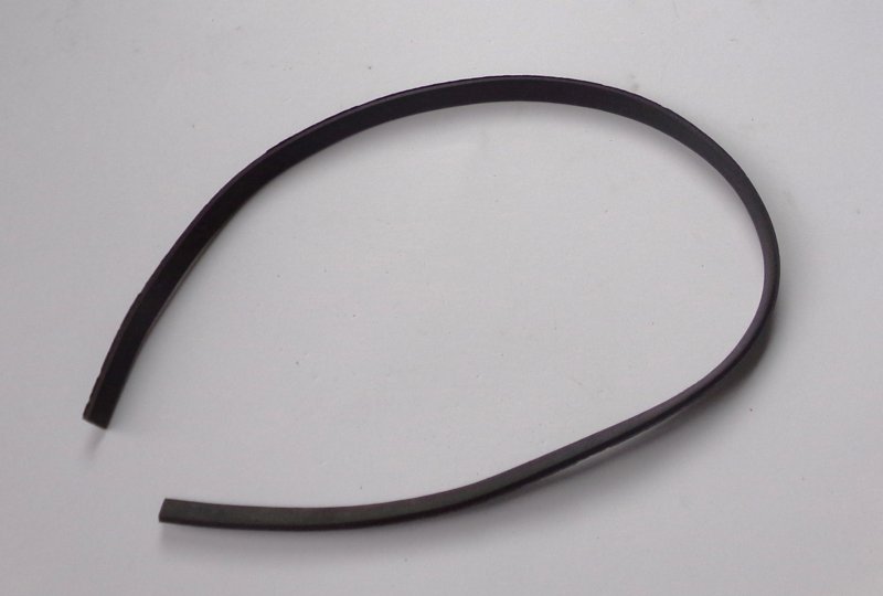 Półporowata guma przedniej lampy, długość 53 cm, oryginał, Jawa 640-photo1