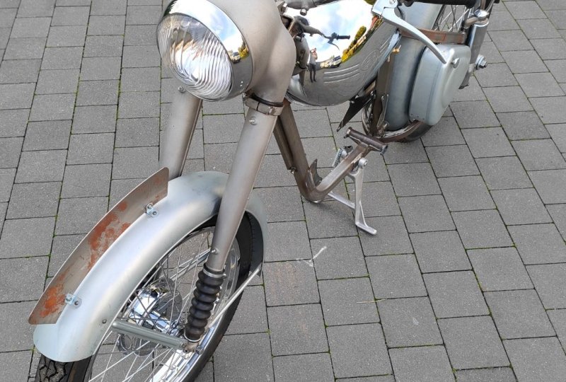 PERAK 250 ZBROJOVKA KAROSERIA-photo6