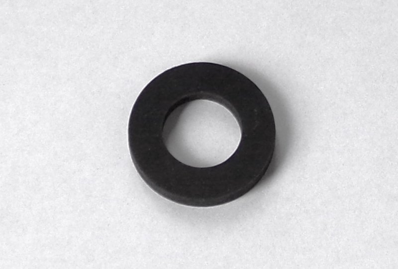 Podkładka gumowa mocowania przedniego kierunkowskazu, 31 x 17 x 4 mm, CZ 476-488-photo2