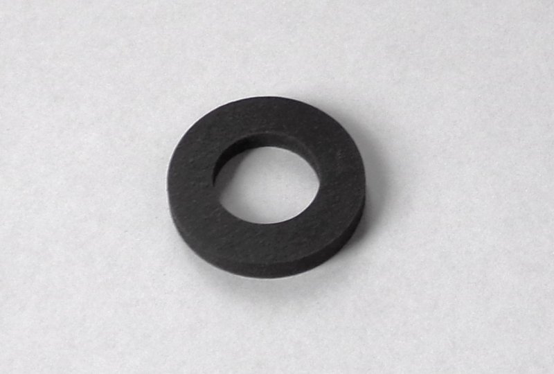 Podkładka gumowa mocowania przedniego kierunkowskazu, 31 x 17 x 4 mm, CZ 476-488-photo1