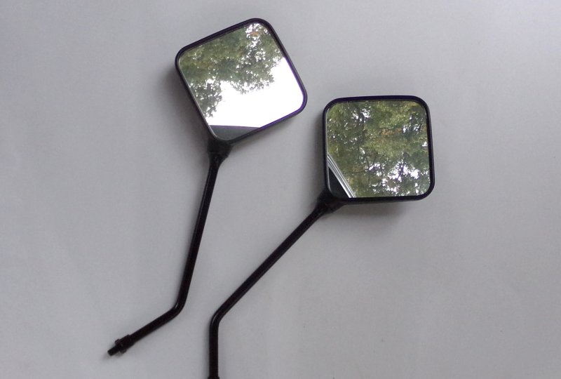 Lusterka boczne kwadratowe, P + L, M8x1,25, plastik, Jawa, CZ-photo1