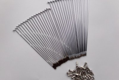 Szprychy i nyple, komplet 36 szt, przednie, M3,5, chrom, Jawa Robot