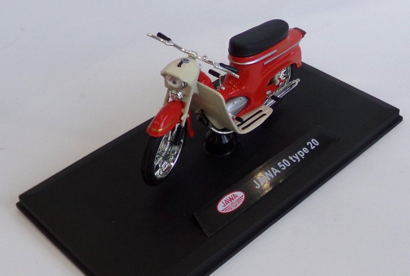 Model motocykla Jawa 50 typ 20 (kolor czerwony)-photo2