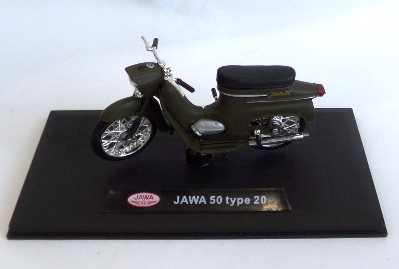 Model motocykla Jawa 50 typ 20 ( kolor zielony wojskowy)-photo1