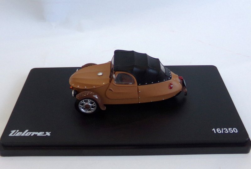 Model VELOREX 350 (kolory beżowy/czarny/brązowy)-photo1