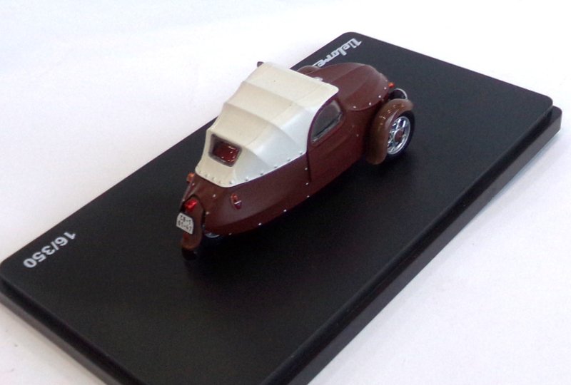 Model VELOREX 350 (kolory brązowy/kremowy)-photo3