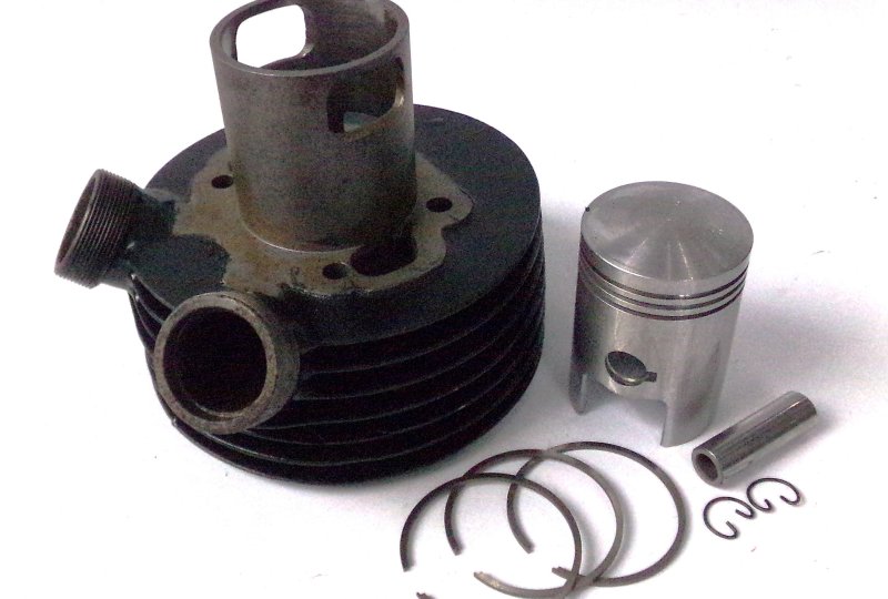 Cylinder + tłok 59,50/16, oryginał, po renowacji, Jawa 175/356-photo1