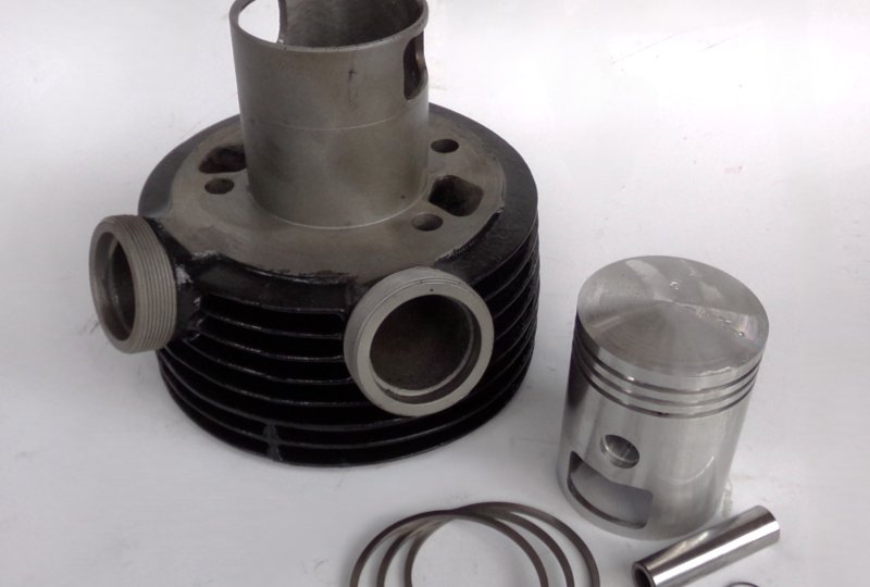 Cylinder + tłok 65,75/15, oryginał, po renowacji, Jawa 250 Kyvacka-photo2