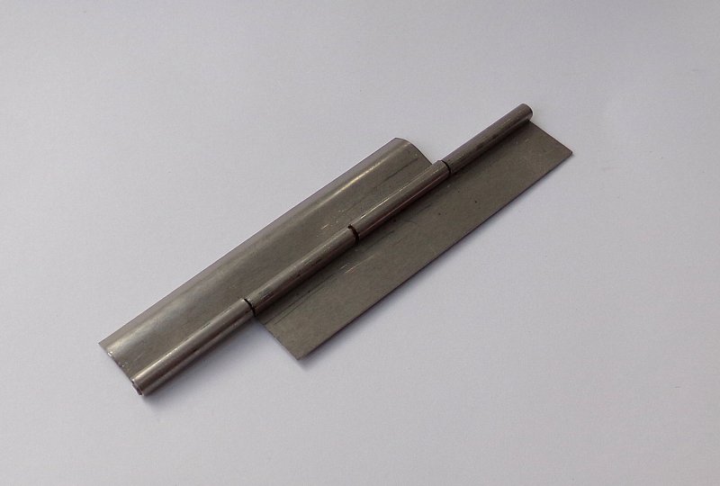 Zawias puszki bocznej, prawy, 120 x 33 mm, Jawa Kyvacka, Panelka-photo1