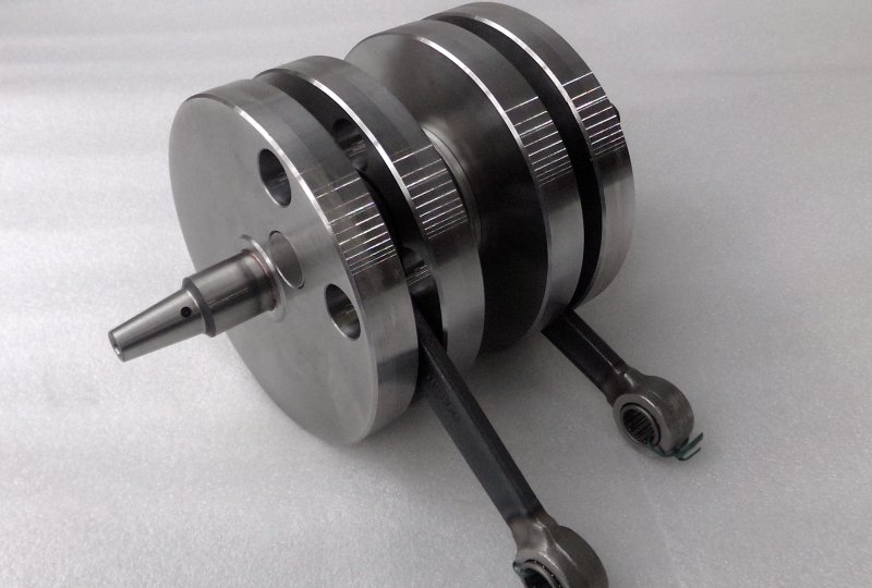 Wał korbowy, łożysko igiełkowe, na sworzeń 16 mm, pod alternator, Jawa 634 (12V), CZ 472 (12V)-photo1