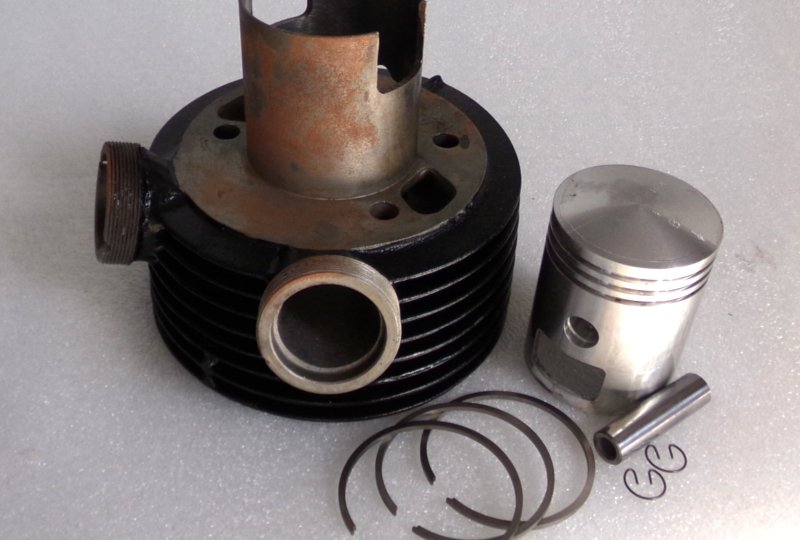Cylinder + tłok 66,00/15, oryginał, po renowacji, Jawa 250 Kyvacka-photo1