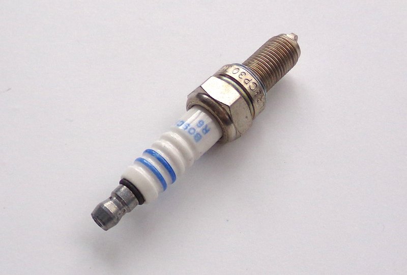 Świeca zapłonowa PLATINUM BOSCH R6-photo2