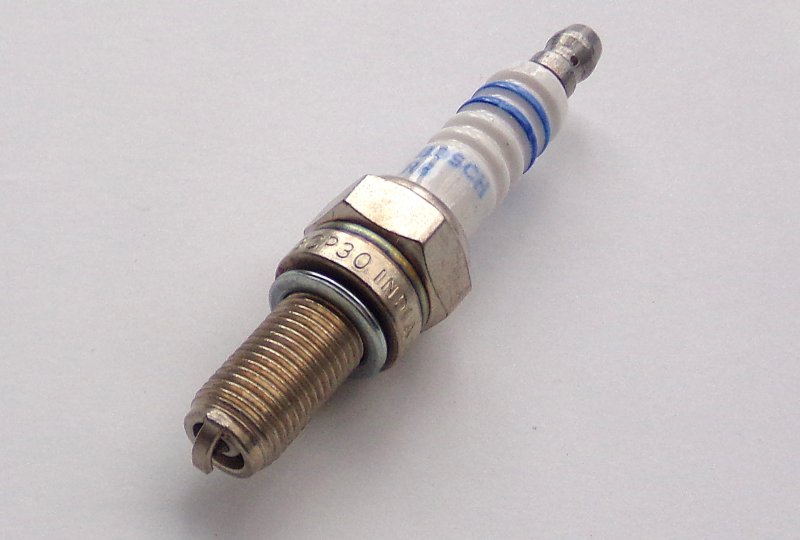 Świeca zapłonowa PLATINUM BOSCH R6-photo3